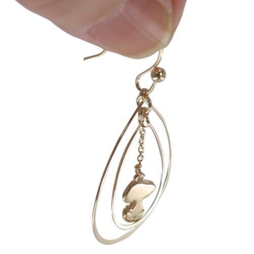 スヌーピー キャラクター ピアス アクセサリー ドロップ ピーナッツ グッズ キャラクターのシネマコレクション 通販 Paypayモール