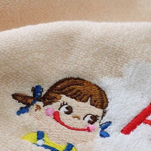 不二家（FUJIYA） 不二家のペコちゃん ミニタオル ジャガード