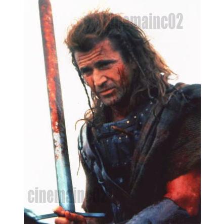 メル・ギブソン/『ブレイブハート』血まみれの剣を持つ写真 : シネマ