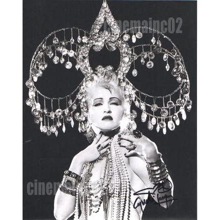 セール！シンディ・ローパー（Cyndi Lauper）直筆サイン入りブロマイド