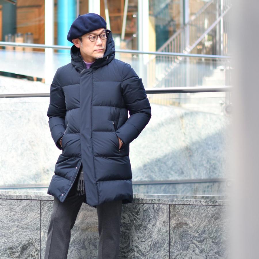 最終値下げヘルノダウンコート50 ネイビーGore-Tex