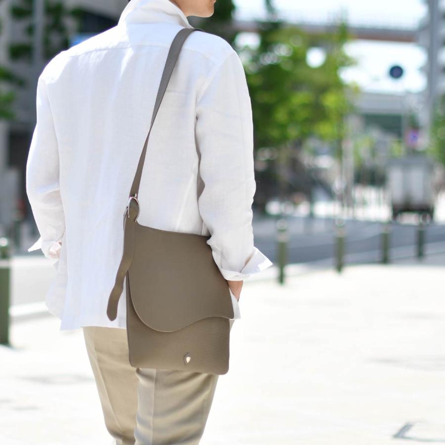 CHAMBORD SELLIER【シャンボールセリエ】フラップショルダーバッグ 876 GARRONE LAGUN TAUPE/SILVER シボ革 トープの画像