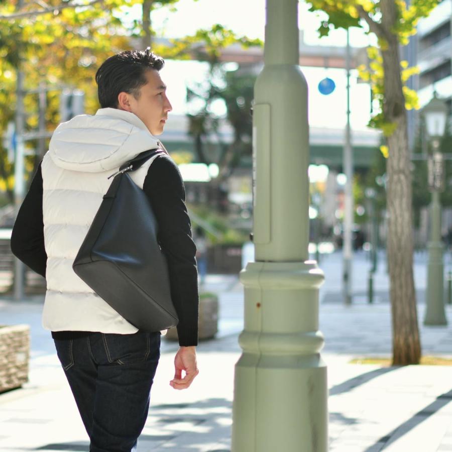 CHAMBORD SELLIER【シャンボールセリエ】ショルダーバッグ LOCHES LAGUN BLACK/SILVER シボ革 ブラックの画像