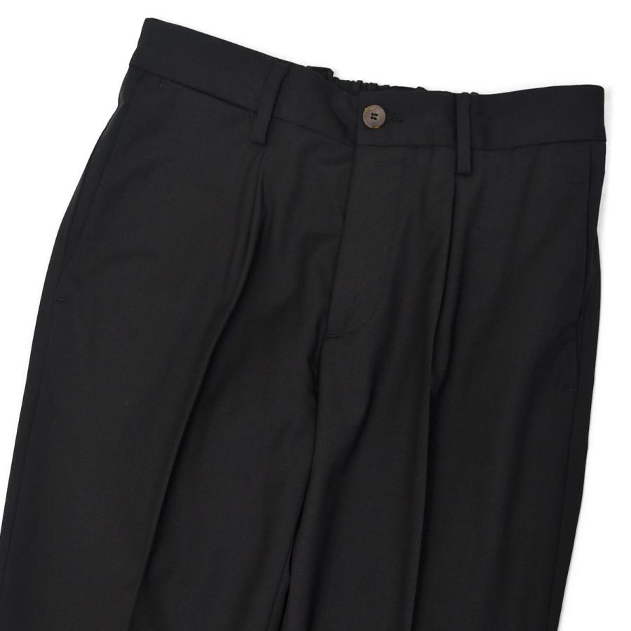 DEVORE Incipit【デヴォレインチピット】ワンプリーツイージーパンツ DVR15 W2007 0001 テクノウール ウール ポリエステル ストレッチ ブラック | 