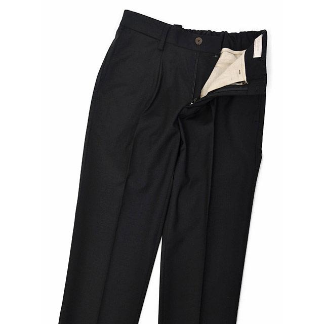 DEVORE Incipit【デヴォレインチピット】ワンプリーツイージーパンツ DVR15 W2007 テクノウール ウール ポリエステル ストレッチ ブラック | INCIPIT | 02