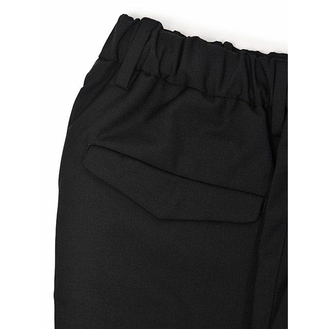 DEVORE Incipit【デヴォレインチピット】ワンプリーツイージーパンツ DVR15 W2007 0001 テクノウール ウール ポリエステル ストレッチ ブラック |  | 05