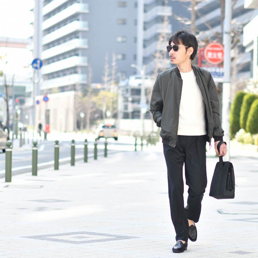 DEVORE Incipit【デヴォレインチピット】ワンプリーツイージーパンツ DVR15 W2007 0001 テクノウール ウール ポリエステル ストレッチ ブラック |  | 07