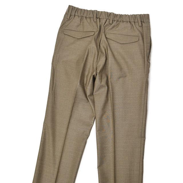 DEVORE Incipit【デヴォレインチピット】ワンプリーツイージーパンツ DVR15 W2007 0431 テクノウール ウール ポリエステル ストレッチ グレージュ |  | 03