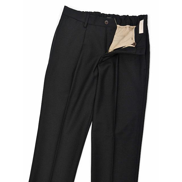 DEVORE Incipit【デヴォレ インチピット】ワンプリーツイージーパンツ DVR15 W2022 1 ストレッチ ウール ポリエステル ブラック |  | 02