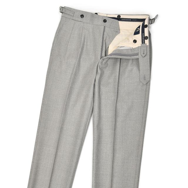 Germano ツープリーツチノパンツ　サイドアジャスター　未使用品 GERMANO（ジェルマーノ） GERMANO【ジェルマーノ】ツープリーツ サイド