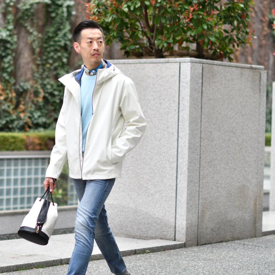 HERNO【ヘルノ】フーデッドブルゾン GI000492U 33410 1100 ウール オフホワイトの画像