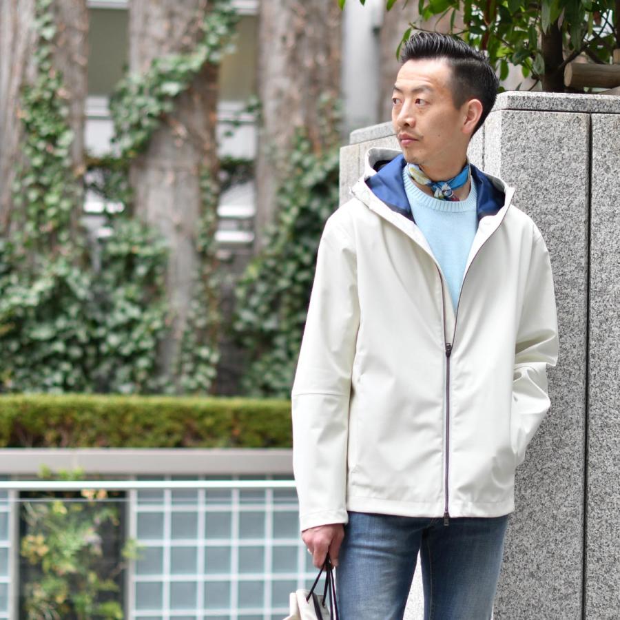 HERNO【ヘルノ】フーデッドブルゾン GI000492U 33410 1100 ウール オフホワイトの画像
