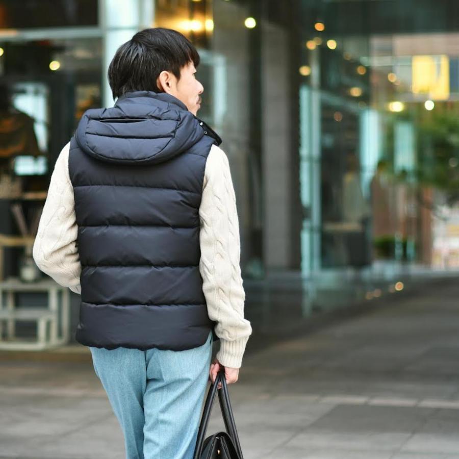MOORER 【size44,48】MOORER【ムーレー】フード付ダウンベスト MOORER 【size44,48】MOORER【ムーレー】フード付ダウンベスト