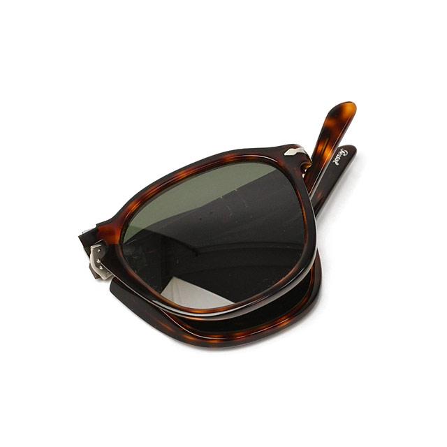Persol 折りたたみサングラス ダークブラウンフレーム Persol』折りたたみ式サングラス