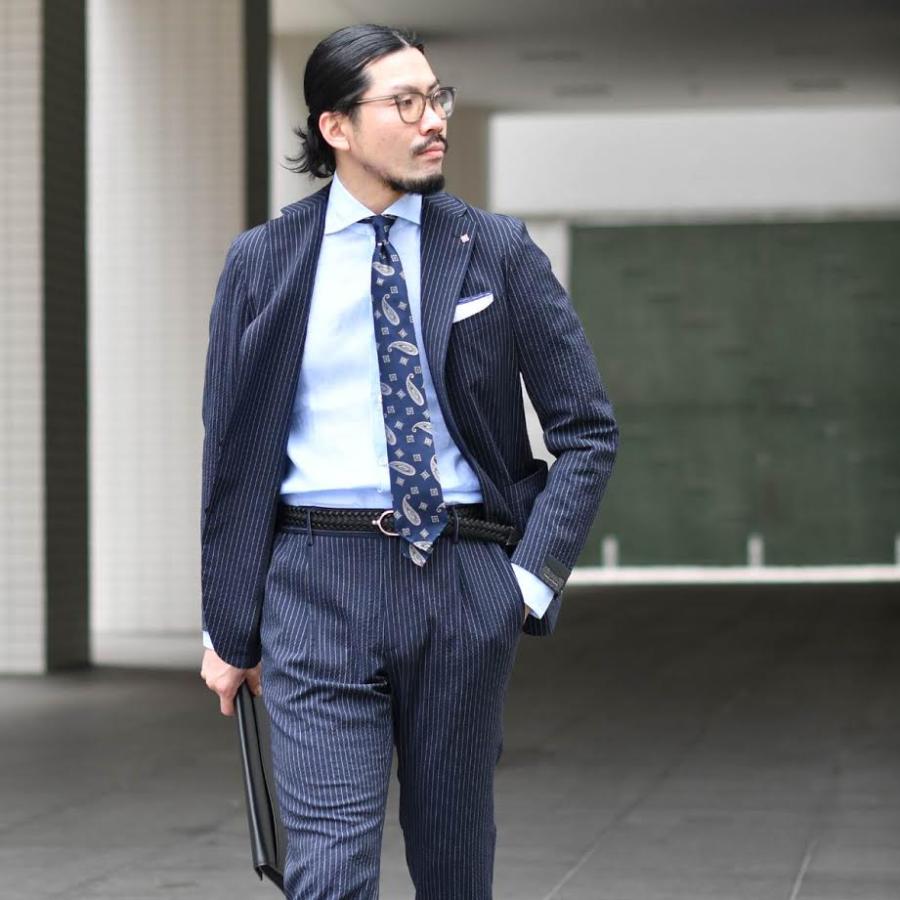 アットヴァンヌッチネイビーセッテピエゲネクタイタイユアタイ