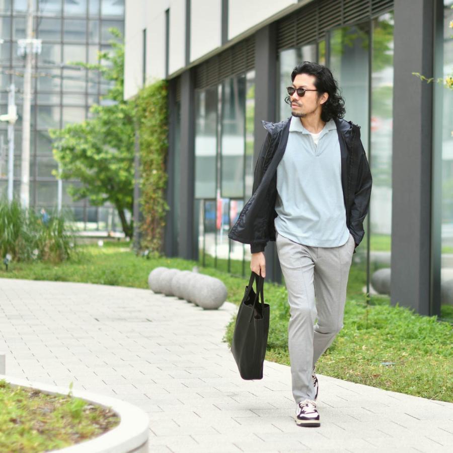 Daniel&Bob【ダニエルアンドボブ】トートバッグ Vertical tote ALEX U571.31 99 シュリンクレザー ブラックの画像