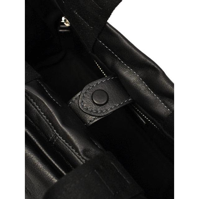 Daniel&Bob【ダニエルアンドボブ】ミニトートバッグ PASSO-32 U568.32 99 スムースレザー ブラックの画像
