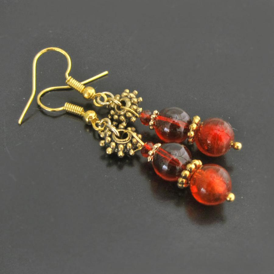 アンティーク★ムラーノガラス赤薔薇★ドールピアス イヤリング★フランス イタリア 赤い薔薇のピアス/イヤリング ピアス（スタッド・一粒） 🌸ちくわ