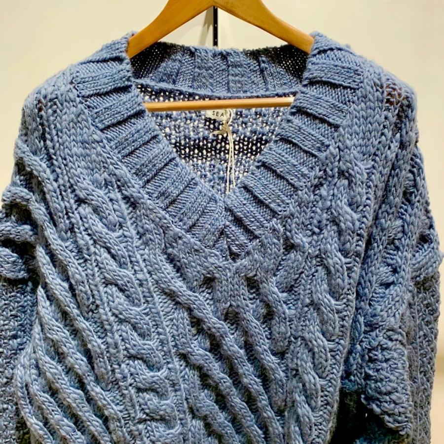 あす楽即納 SEA(シー) “2XL” V-NECK SWEATER IN CABLE-KNIT ケーブル