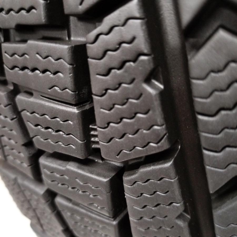 ◆本州・四国は送料無料◆ ＜希少！ スタッドレス 2本＞ 165/65R15 ダンロップ ウィンターマックス WM02 2017年製 85〜90％ ヴィッツの画像
