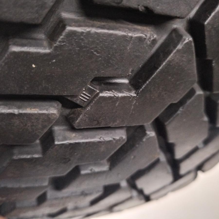 ◇配送先指定あり◇ ＜希少！ ラリータイヤ 1本のみ＞ 165/65R13