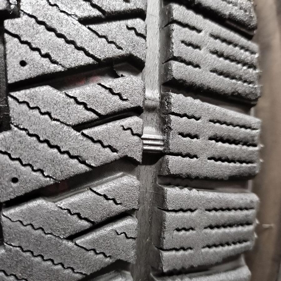 ◇配送先指定あり◇ ＜訳アリ特価！ スタッドレス 4本＞ 215/55R17 