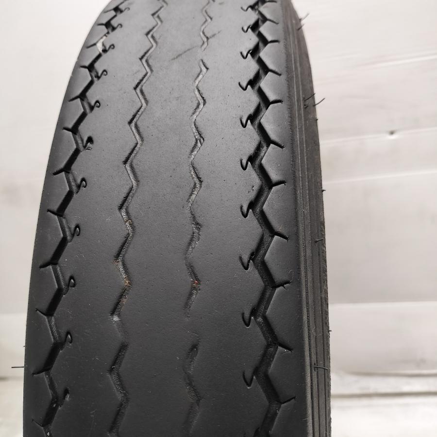 ◇配送先指定あり◇ ＜ホワイトリボン！ バイク用 オンロードタイヤ 1