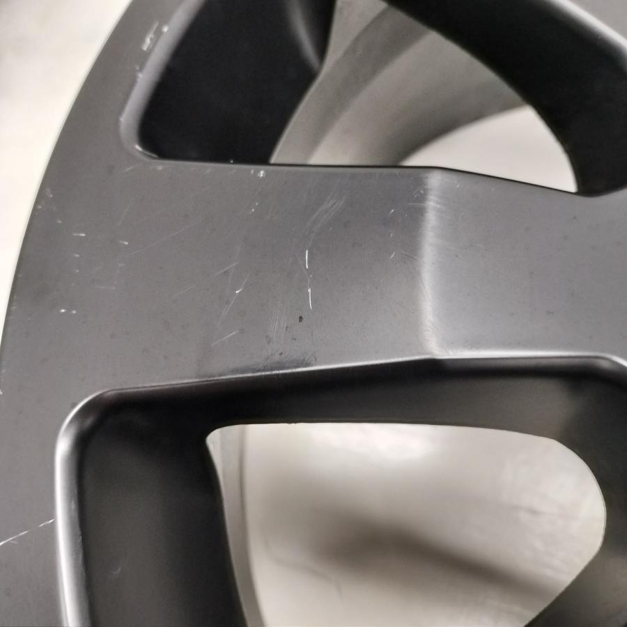 トヨタ純正　ランドクルーザー　250　アルミホイール　１本　18インチ　② トヨタ純正 ランドクルーザー 250 アルミホイール 1本 18インチ ②