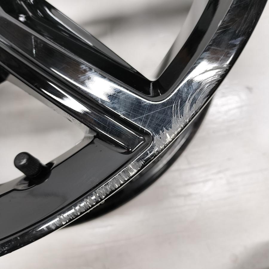 ◇配送先指定あり◇ 希少！ 18x7J フォルクスワーゲン T-CROSS 純正 5H