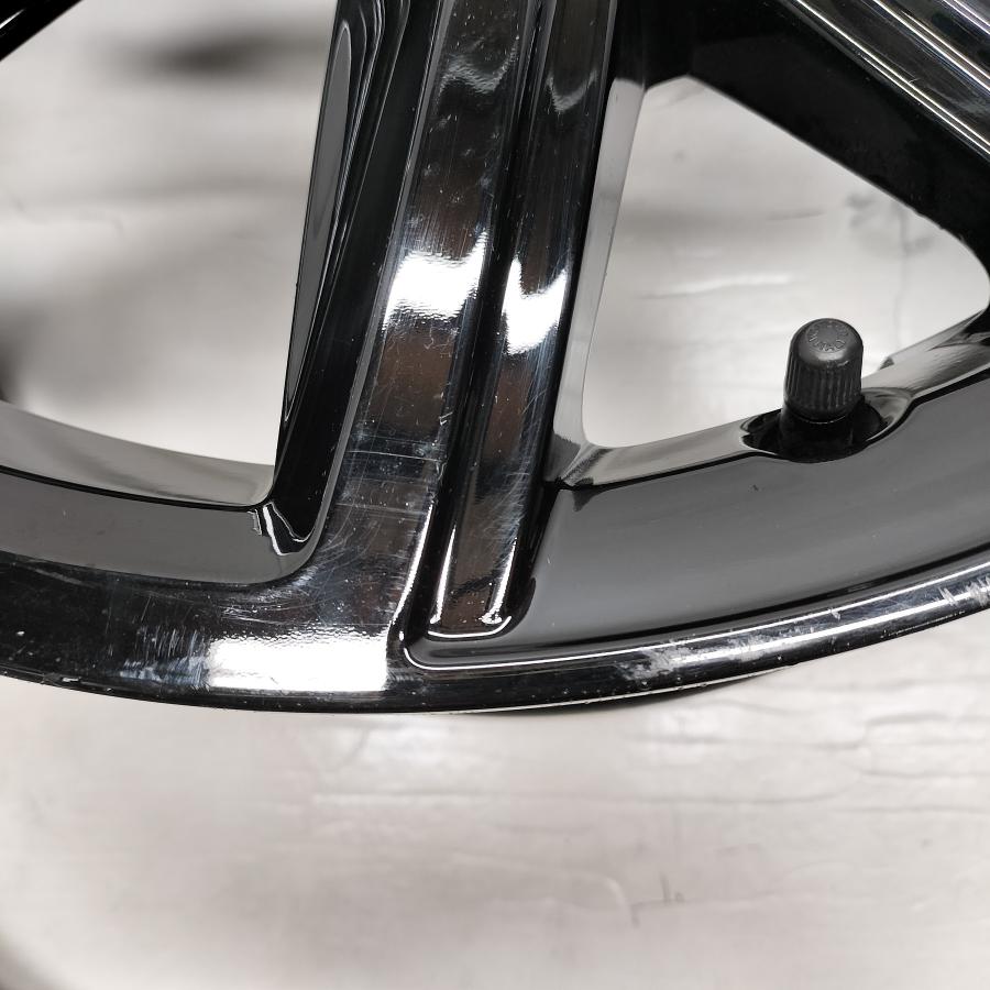 ◇配送先指定あり◇ 希少！ 18x7J フォルクスワーゲン T-CROSS 純正 5H