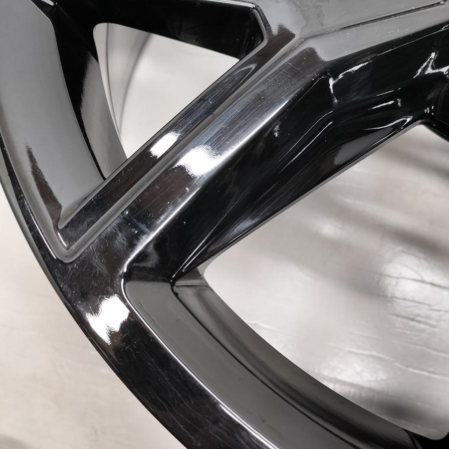 ◇配送先指定あり◇ 希少！ 18x7J フォルクスワーゲン T-CROSS 純正 5H