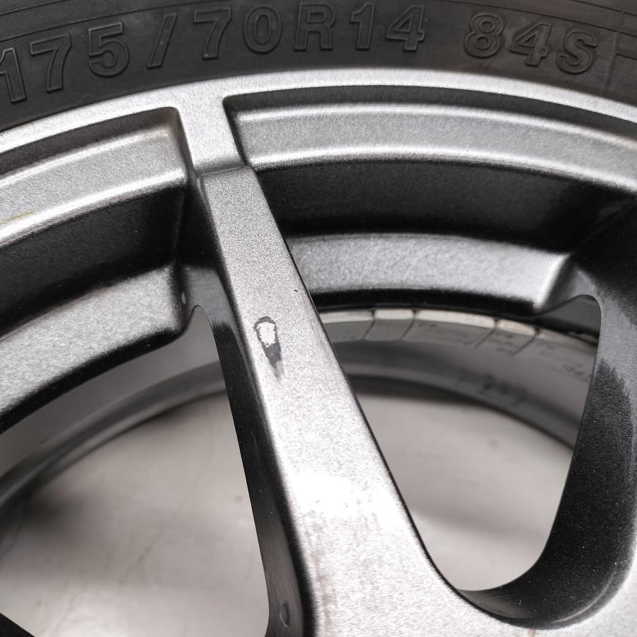 ◆本州・四国は送料無料◆ ＜ノーマル ＆ ホイール 4本＞ 175/70R14 ヨコハマタイヤ 14X5.5J Stranger 4H -100 アクア ノートの画像