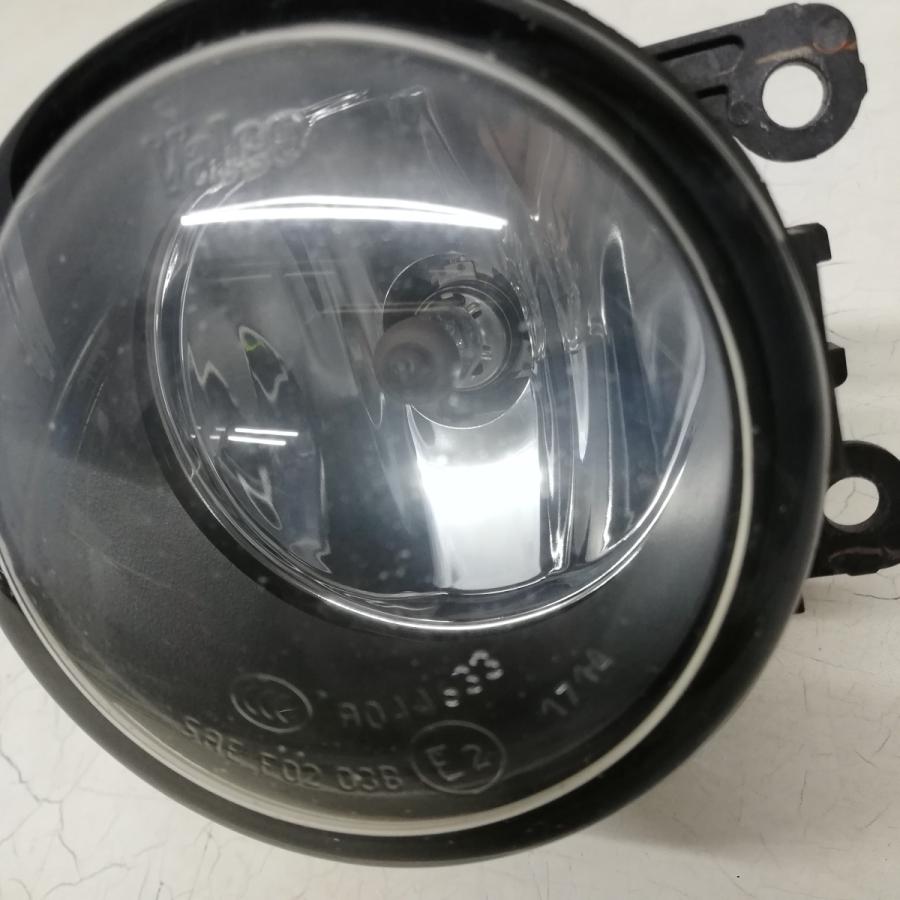 ◇本州・四国は送料無料◇ スズキ 汎用 Valeo フォグランプ 89211943
