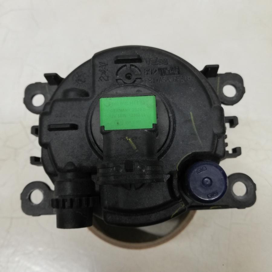 ◇本州・四国は送料無料◇ スズキ 汎用 Valeo フォグランプ 89211943