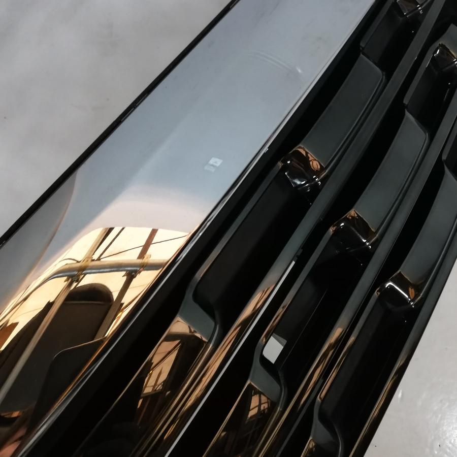 ◇配送先指定あり！◇ スズキ スペーシアカスタム MK53S フロント