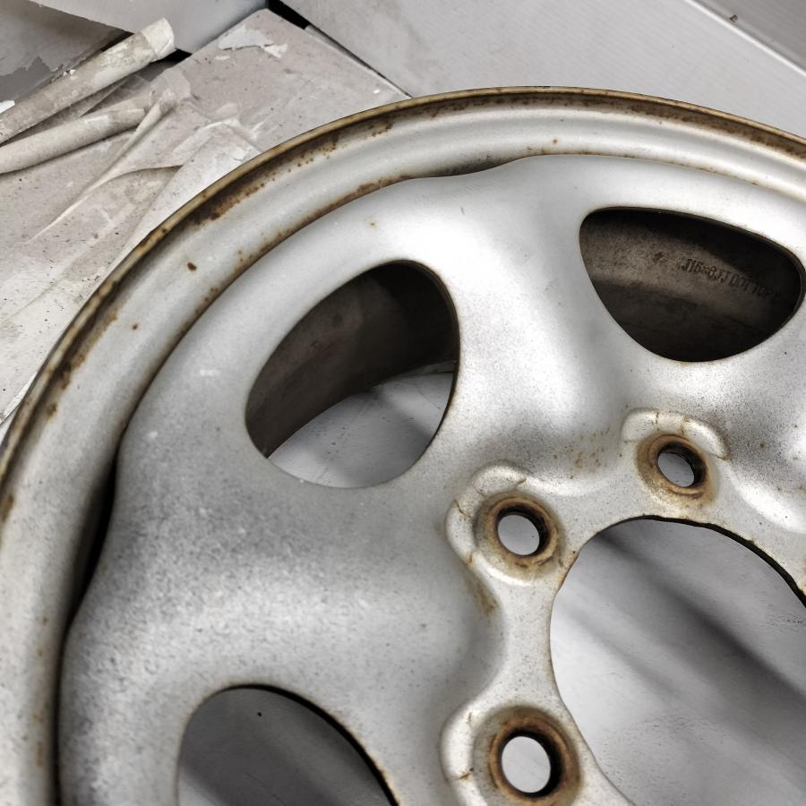 ◇配送先指定あり◇ 15x6J 日産 ダットサントラック 純正 6H -139.7 4