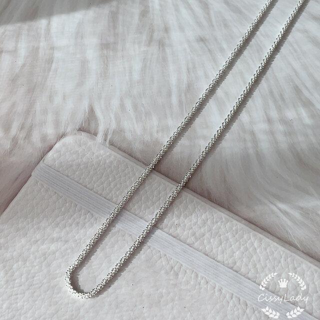 シルバー キラキラ クリスクロスチェーン ネックレス 上品 重ね付け