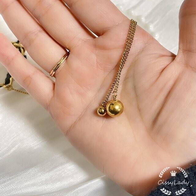 希少 美品 A&G ネックレス 鹿皮三つ編みレザーシルバーチップ付き 希少 美品 A&G ネックレス 鹿皮三つ編みレザーシルバーチップ付き