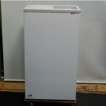 2016年製　サンデン　冷凍　ストッカー　冷凍庫　W49D31H86cm　46L　25kg　PF-057XF-B　アイス　フリーザー