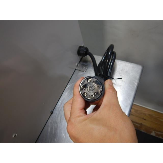 1 2018年製 イトミック ESN25ARN220C0 小型 電気温水器 単相200V 1 2018年製 イトミック ESN25ARN220C0 小型 電気温水器 単相200V