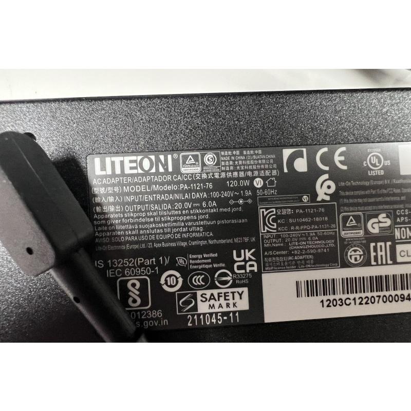 ☆新品☆DAIV 4N 22074N-ADLASW11 電源、ACアダ プター PA-1121-76 20V