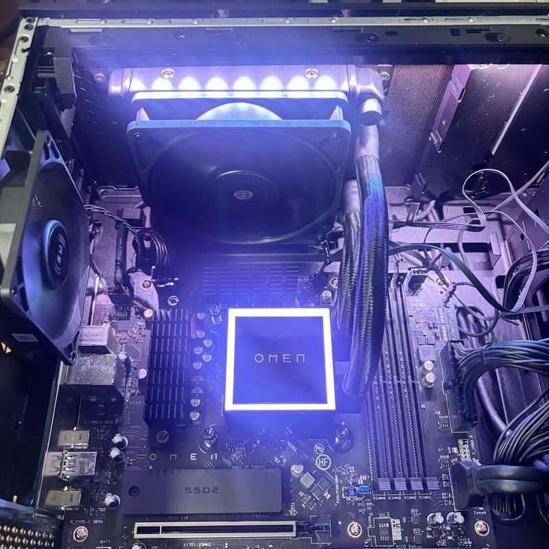 ☆純正新品☆HP OMEN 25L 30L 45L Desktop Master 製水冷クーラー