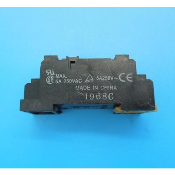 ☆ 10個セット 新品 OMRON オムロン 表面接続ソケット PYF14A-E ☆ 10個セット 新品 OMRON オムロン 表面接続ソケット PYF14A-E
