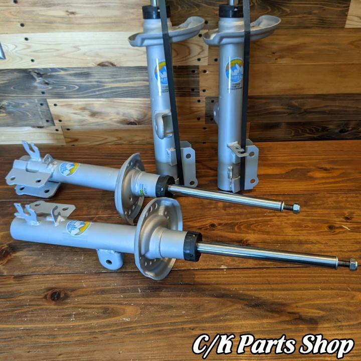 ショックアブソーバー1台分 Bilstein ビルシュタイン B8 TerraSport 1インチリフトアップ Jeep BU/BVレネゲード トレイルホーク 4WDの画像