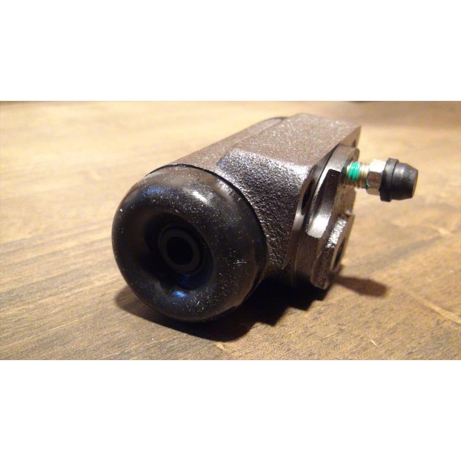 ホイールシリンダーASSY 88-99y 13