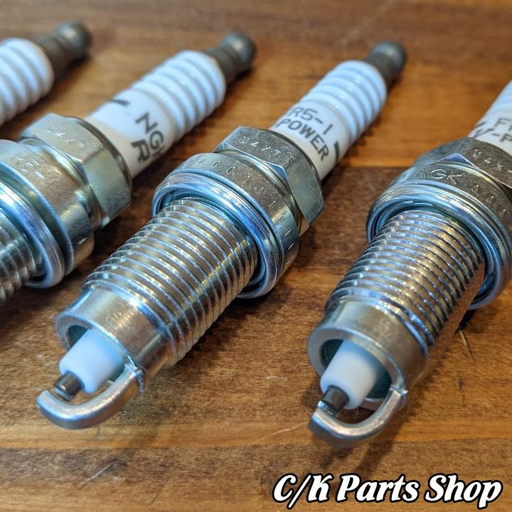 スパークプラグ 6本セットNGK V-Power カッパー 86-98年 XJチェロキー 