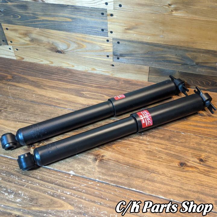 ショックアブソーバー KYB リア 2本セット ノーマル車高 84-96 Jeep