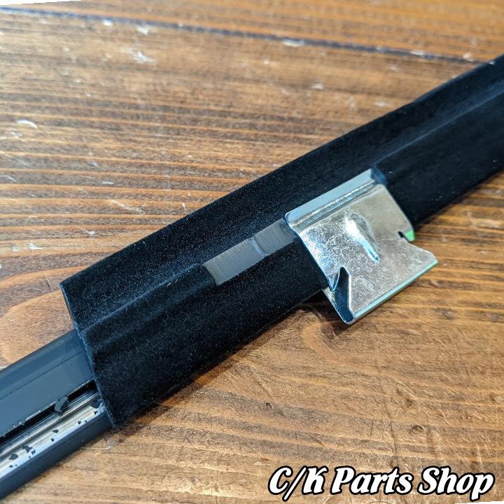 水切りモール フロント右 アウター 社外品 84-96年 XJチェロキー 7MX