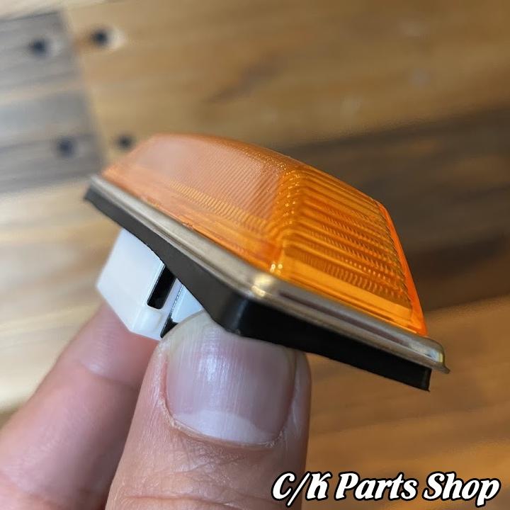 フェンダーマーカー 1個 社外品 日本仕様 オレンジ アンバー サイド