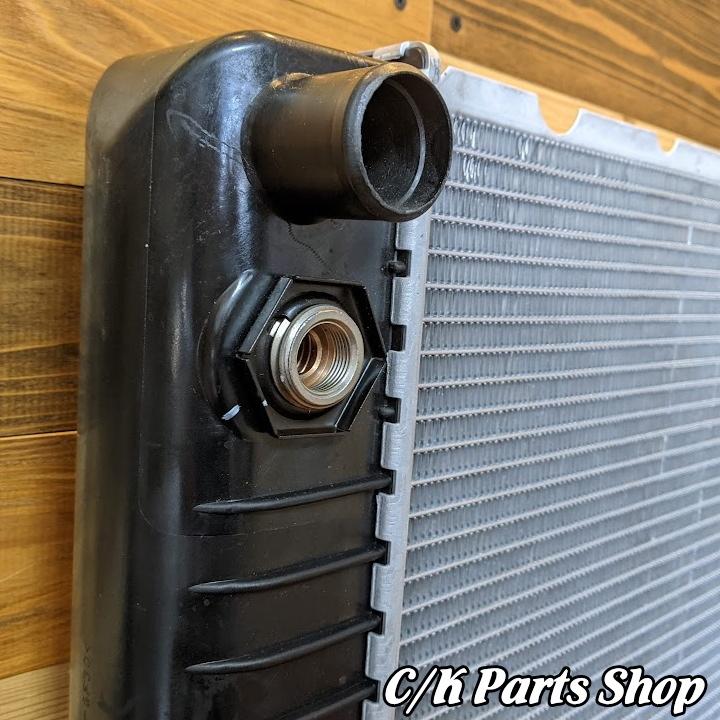 訳あり品 ラジエーター 94-99年 C3500 K3500 サバーバン 7.4L 454